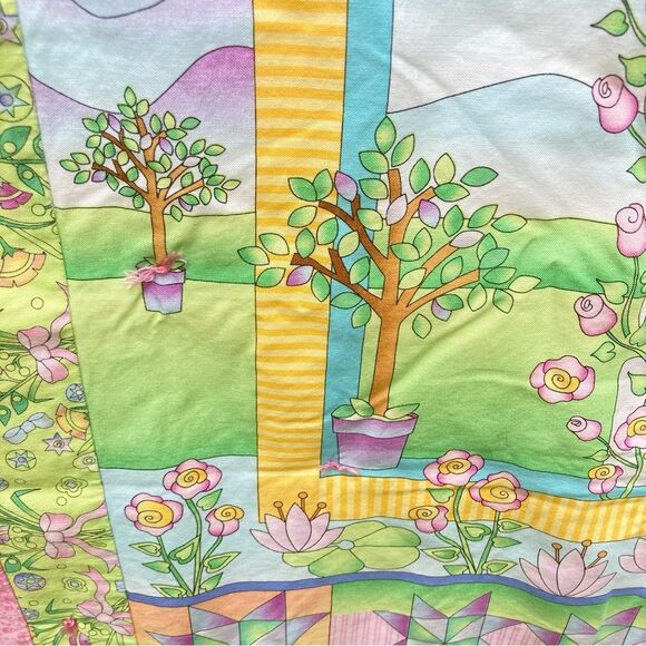 PRINCESS Castle Baby Tummy Time Quilt Rapunzel Handmade 47 x 37 inches - Picture 9 of 16